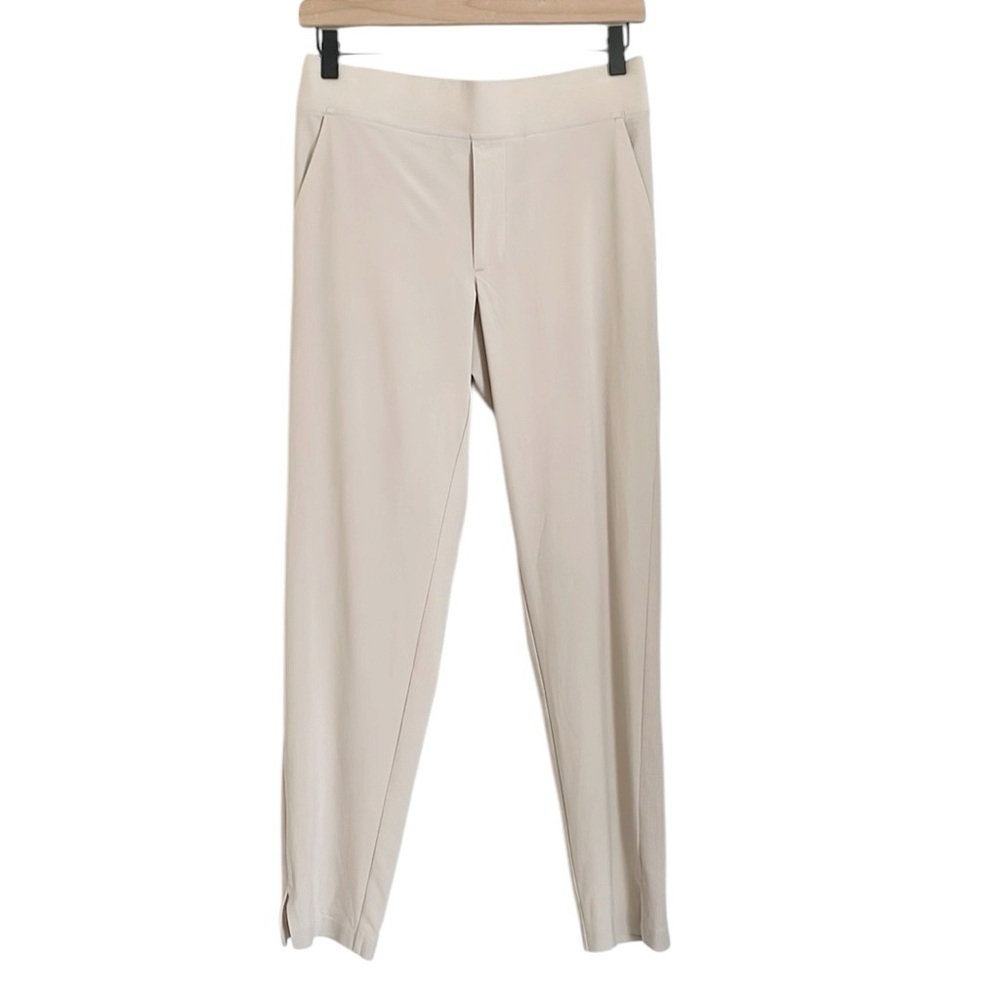 Athleta Brooklyn Ankle Mid-Rise Cream Abalone Travel Casual Pants size 0